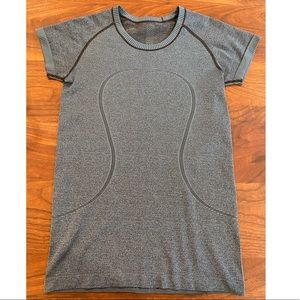 LuluLemon Swiftly Tech Short Sleeve Crew